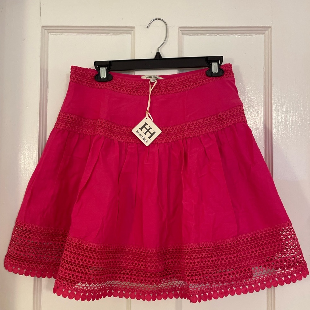 NWT! Haute Hippie Catherine Lace Trimmed Fuscia Cotton Silk Mini Skirt Size 8/L - Picture 2 of 11